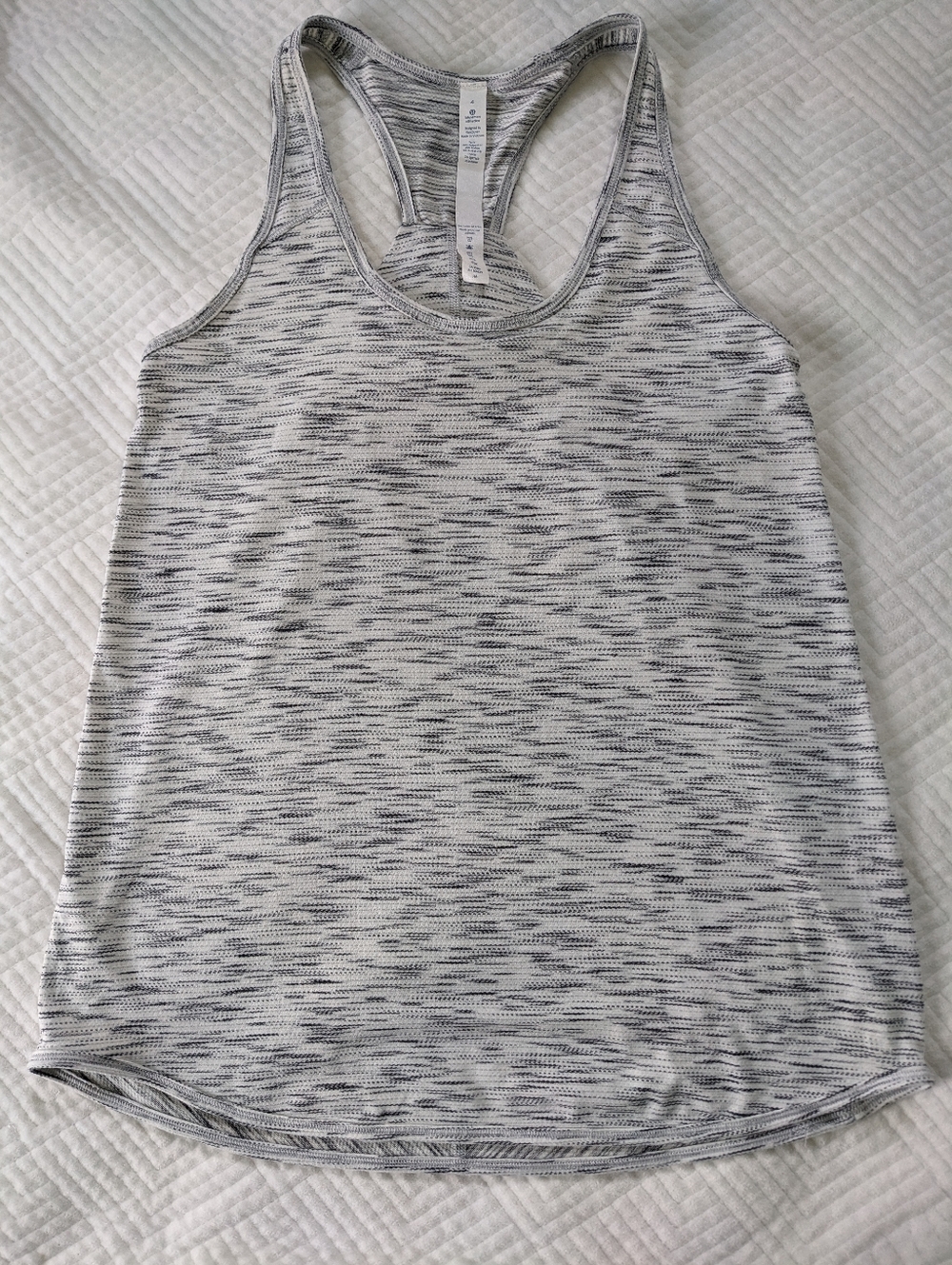 Lululemon Essential Tank Tiger Space Dye White/Black, Size 4